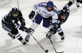 半岛体育app下载-总决赛最新形势：纽约尼克斯高居榜首，热刺强势追赶，冠军归属成迷